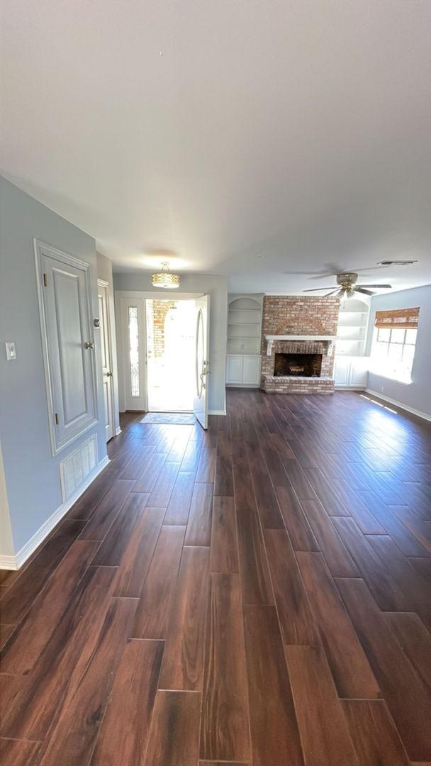 Building Photo - 3 BD 2 BA Home in the Bayou View School District of Gulfport includes LAWN CARE