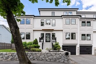 Building Photo - 65 Lancaster Rd
