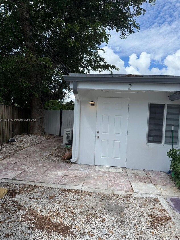 Foto principal - 1708 Taft St