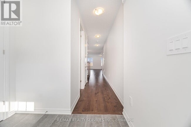 Building Photo - 1437 Savoline Blvd