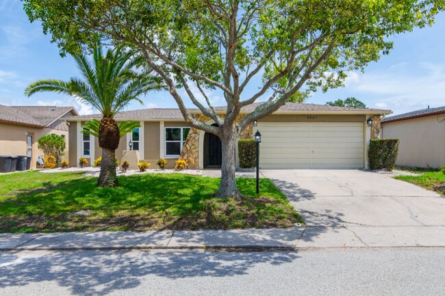 Building Photo - 8443 Redfield Dr