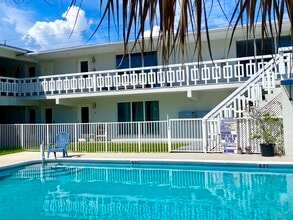 Building Photo - 4901 NE 26th Ave