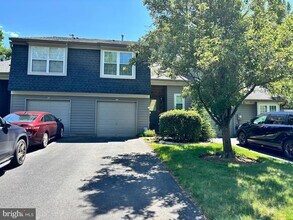 Building Photo - 21G Andover Circle Unit G