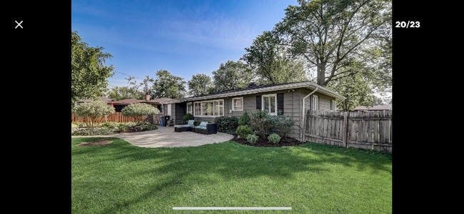 Photo - 704 Wilshire Dr House