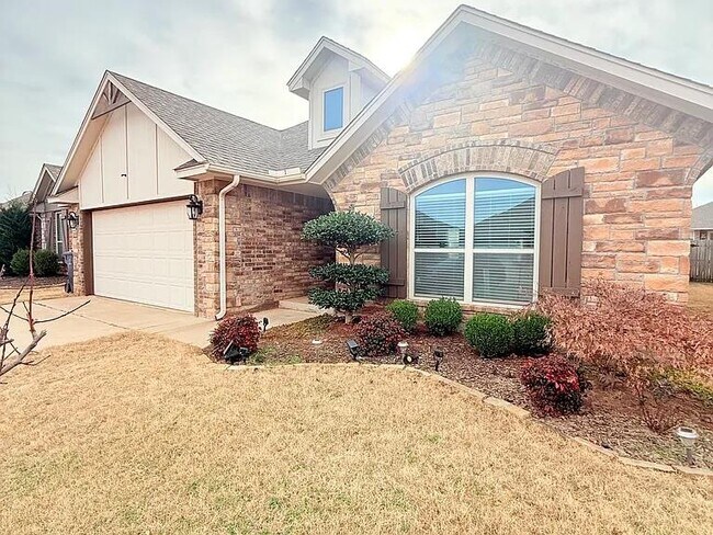 Building Photo - 3412 NW 160th St