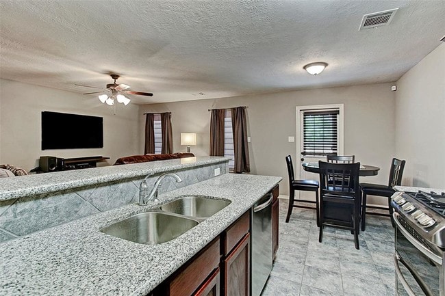 Foto del edificio - 2518 Staples St