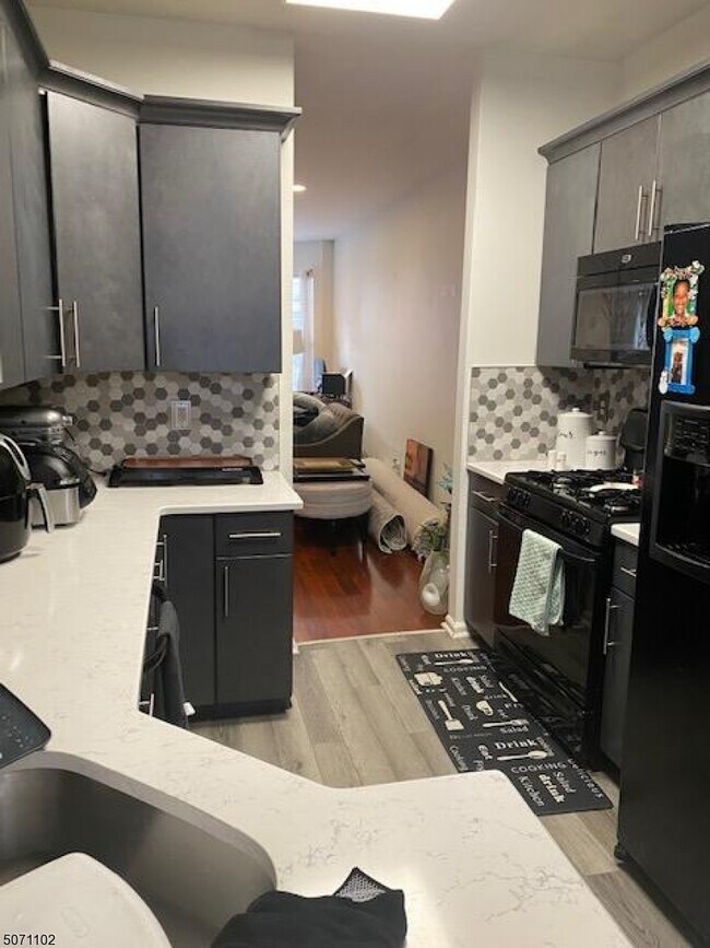 Foto del edificio - 23 Gordon Cir