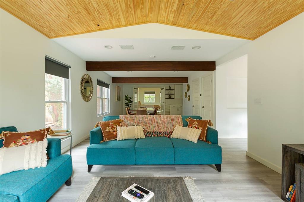 Foto principal - 1703 Deerfield Dr