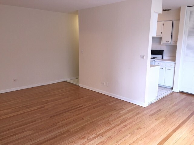 Foto del edificio - 7120 N Sheridan Rd