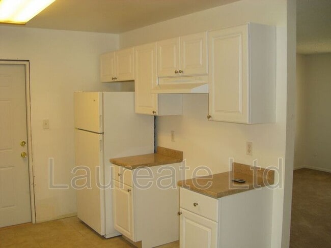 Foto del edificio - 11536 E Center Dr