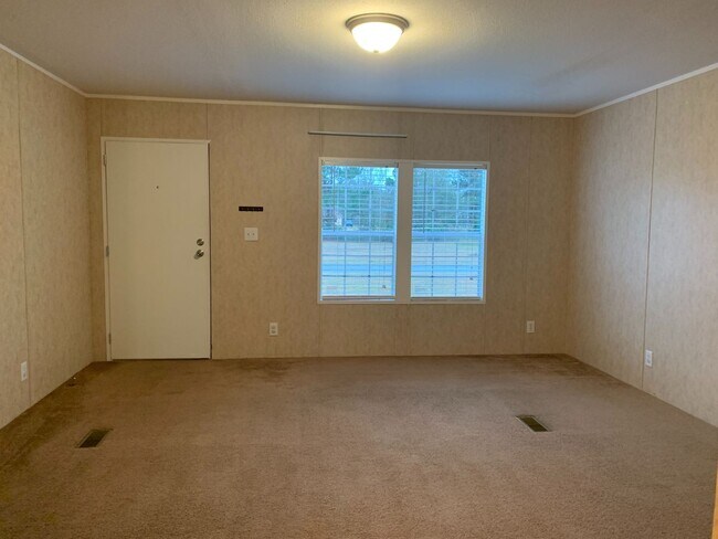 Building Photo - Newer Mobile Home in Lakeland, GA