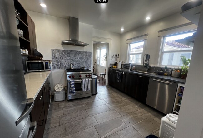 Foto del edificio - 1438 S Norton Ave