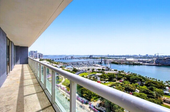 Foto del edificio - 50 Biscayne Blvd