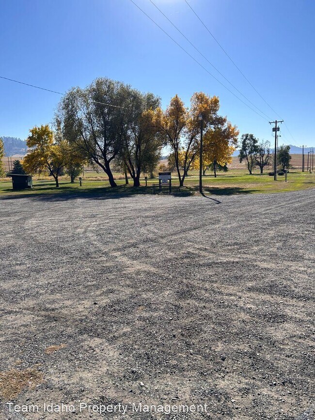 Building Photo - 4 br, 2 bath House - 3082 HWY 8 E