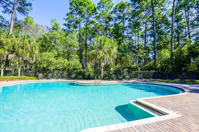 Building Photo - Gregory Cove