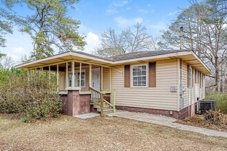 Building Photo - 1116 Hayes Rd