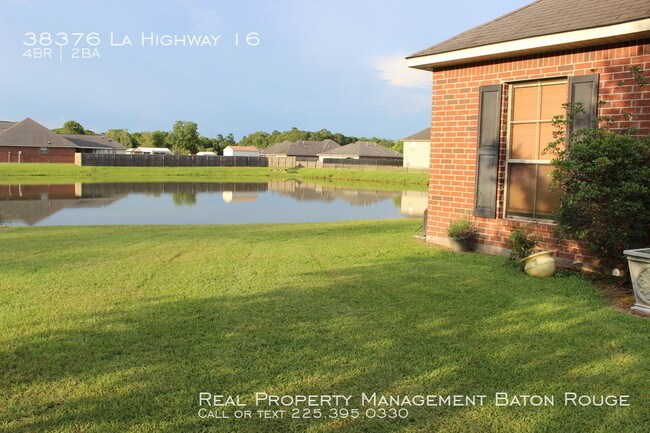 Building Photo - Home in Watson!