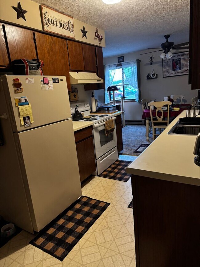 Foto del edificio - Cozy 1-Bedroom, 1-Bath Apartment in Onalaska - Perfect Location! $950 Available12/01/2025