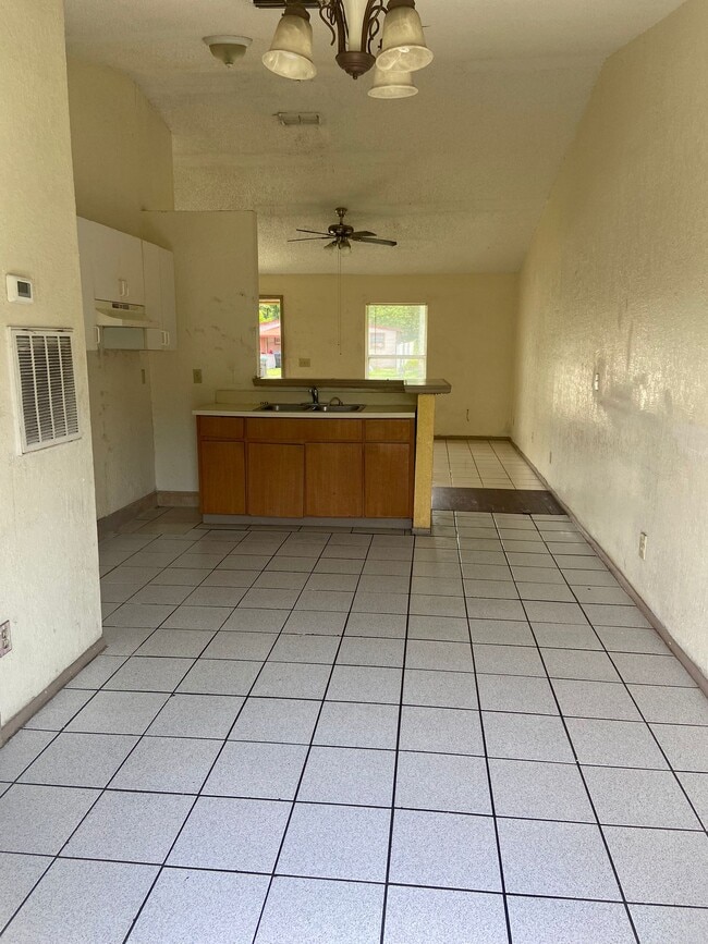 Building Photo - 1234 23rd St