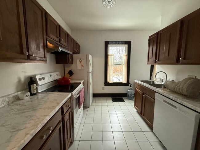 Foto del edificio - 164 Fair St