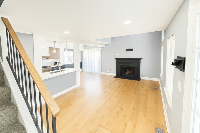 Foto del edificio - 329 Pinto Dr