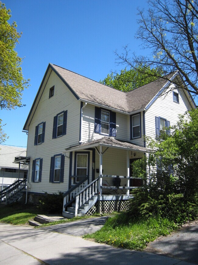 Building Photo - 409 S Aurora St