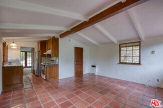 Building Photo - 10427 Quito Ln