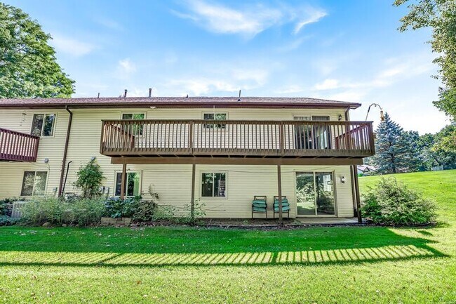 Foto del edificio - 7041 South Bluewater Drive - 1