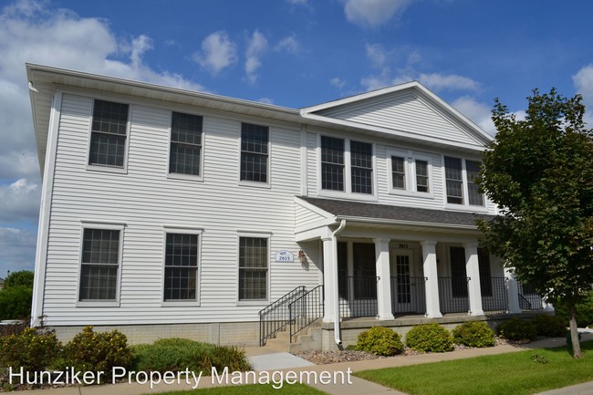 Building Photo - 2615 Aspen Rd