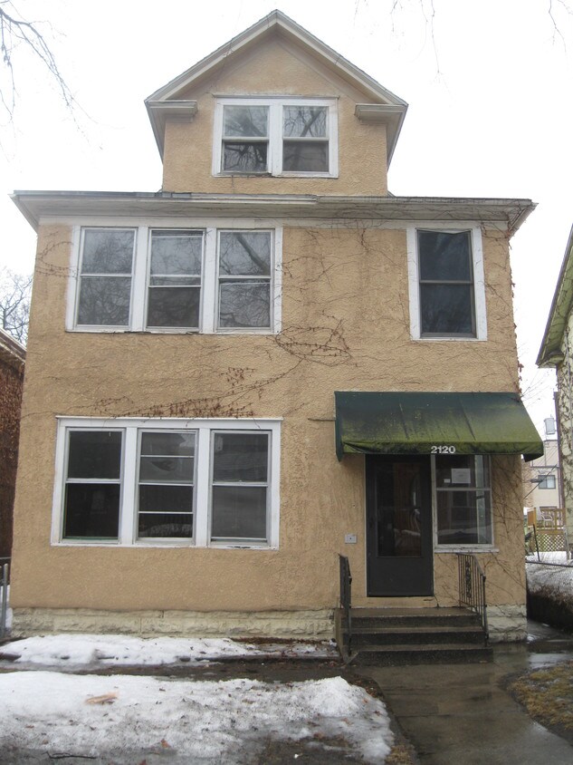 Primary Photo - 2120 Harriet Ave