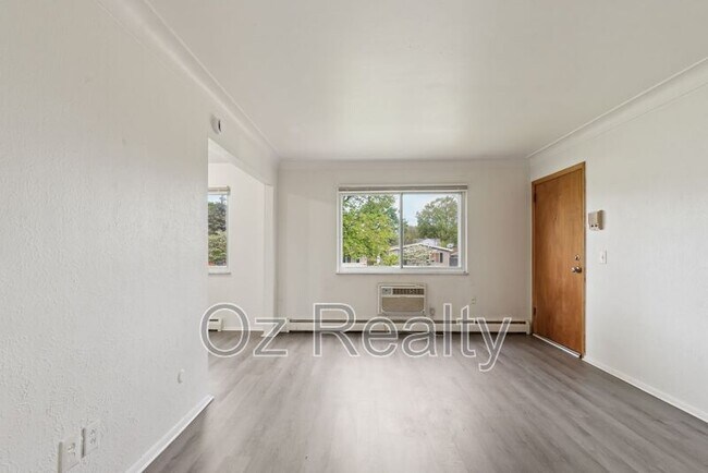Foto del edificio - 1733 Christian Ave