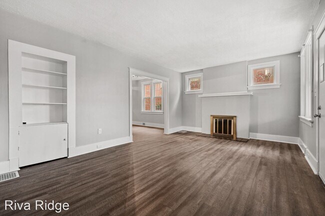 Foto del edificio - 3 br, 1 bath House - 120 Sumner Avenue