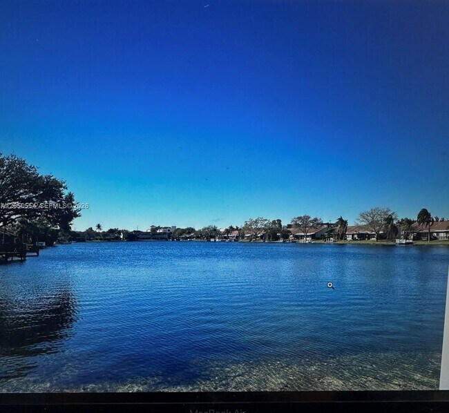 Foto del edificio - 2700 SW 55th St