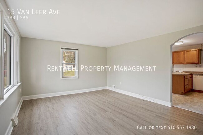 Photo - 15 Van Leer Ave House