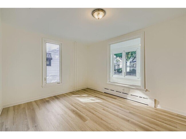 Foto del edificio - 2630 14th Ave S