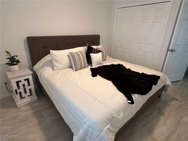 Foto del edificio - 16821 Sanibel Sunset Ct