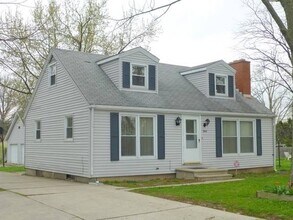 Building Photo - 3805 E Rudisill Blvd