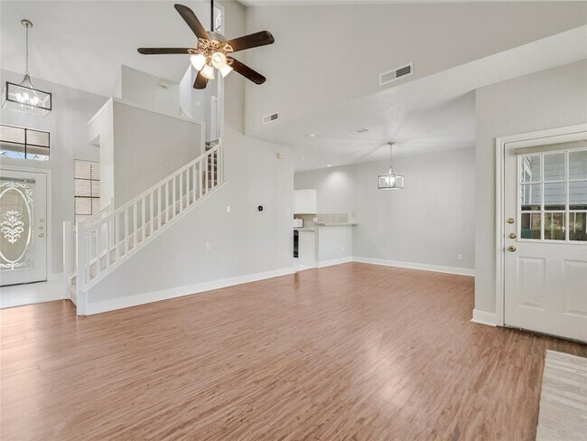 Building Photo - 8402 Cima Oak Ln