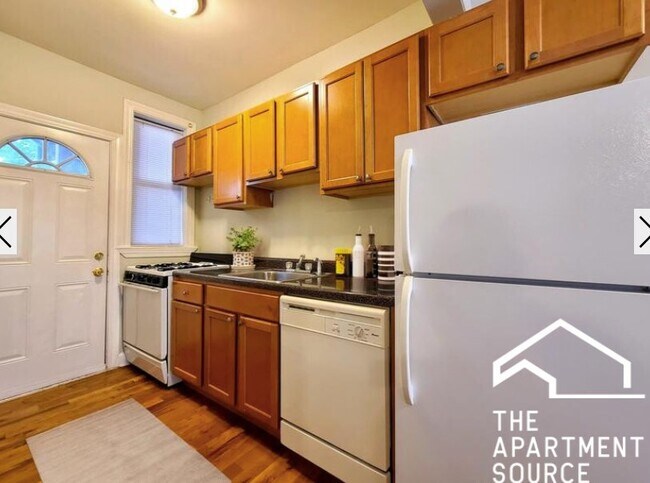 Foto del edificio - 628 W Barry Ave