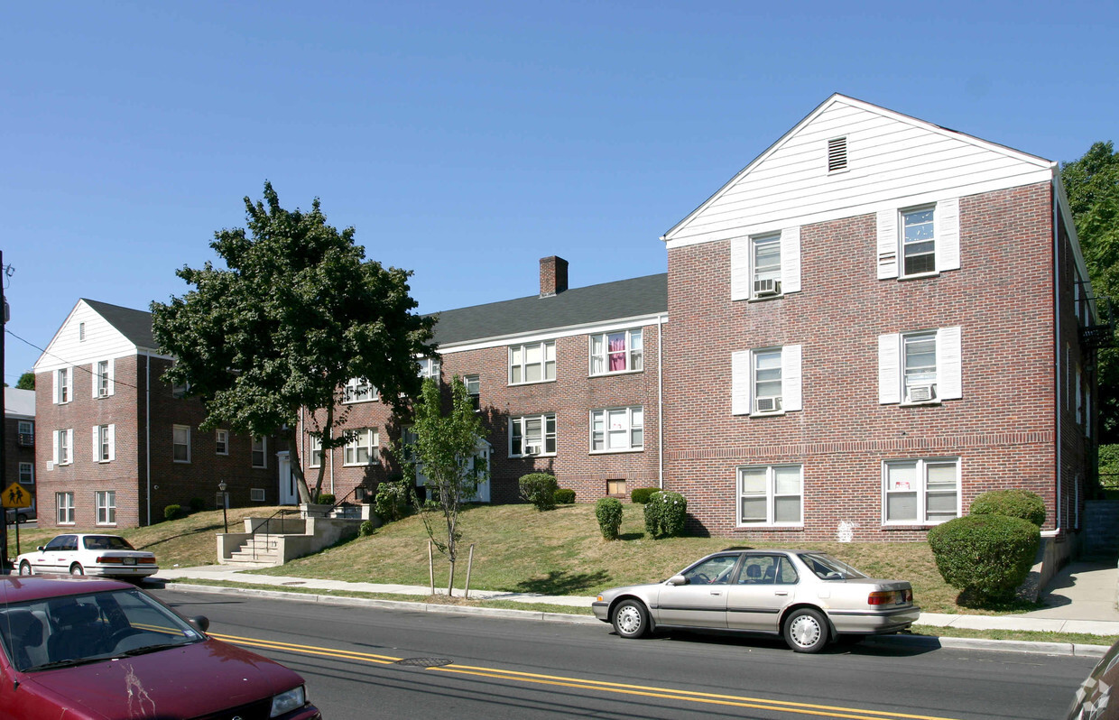 Primary Photo - 345 Stuyvesant Ave