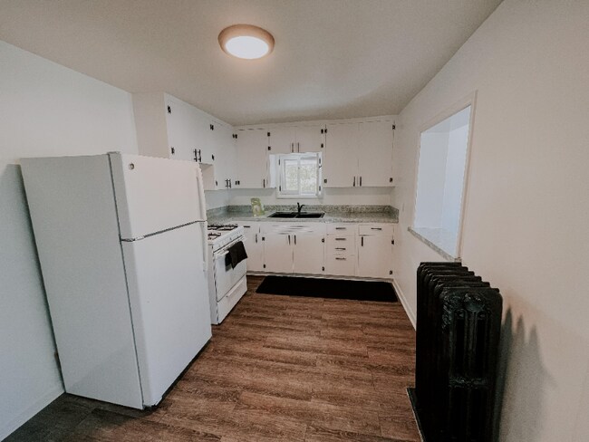 Foto del edificio - 515 E Grove St