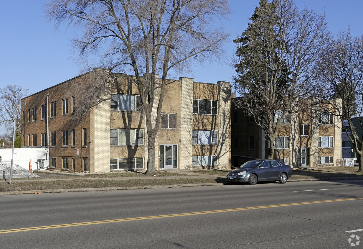 Foto del edificio - 705 Snelling Ave S