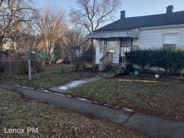 Building Photo - 2 br, 1 bath House - 30 E Sheffield