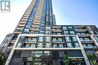 Building Photo - 510-510 Curran Place