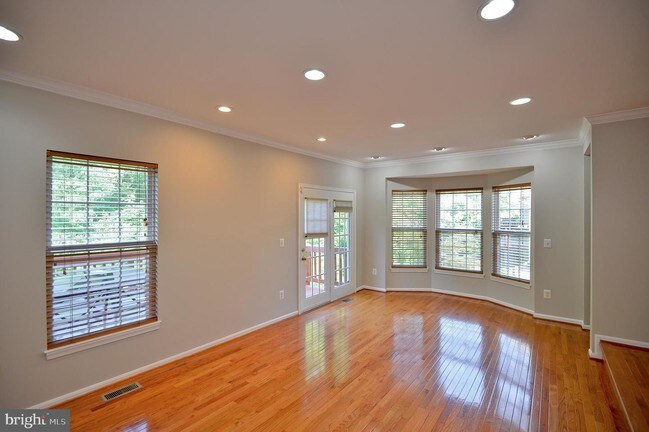Building Photo - 6414 Castlefin Way