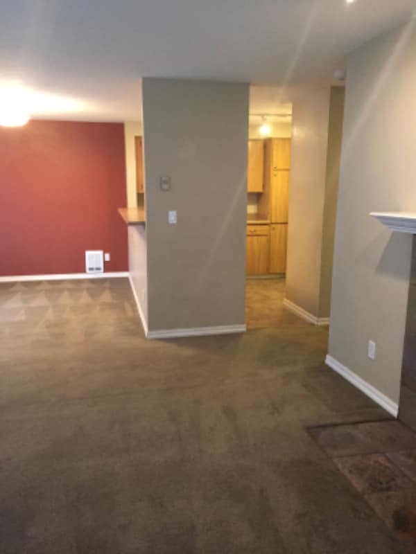 Building Photo - 1700 W Sunn Fjord Ln