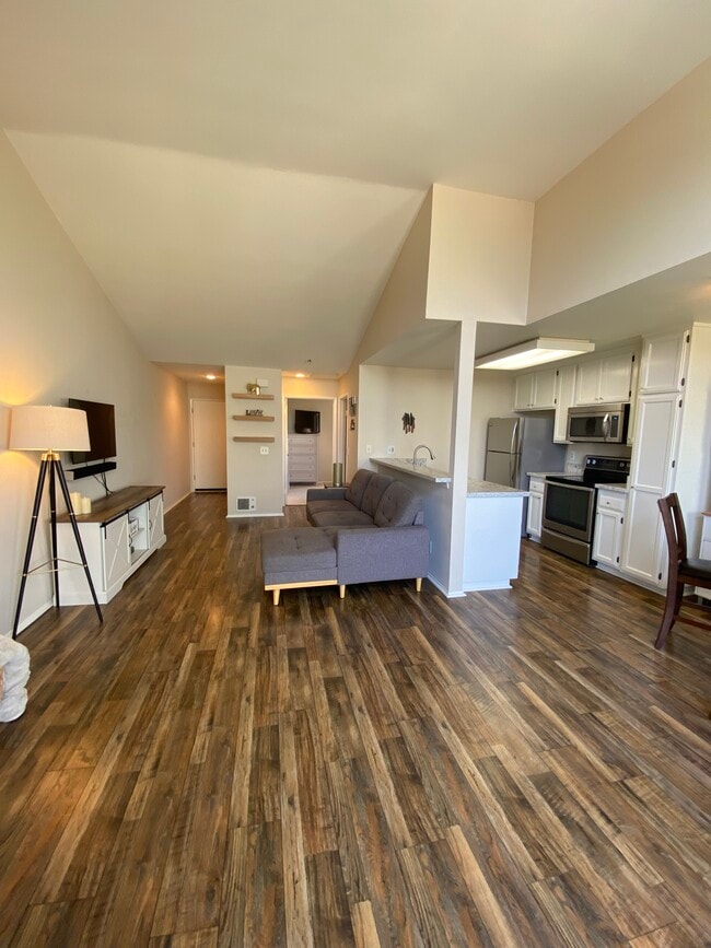 Building Photo - 2623 Antonio Dr