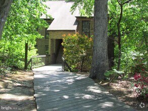Building Photo - 44691 White Oak Ct
