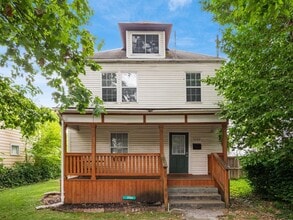 Building Photo - 2133 Indiana Ave