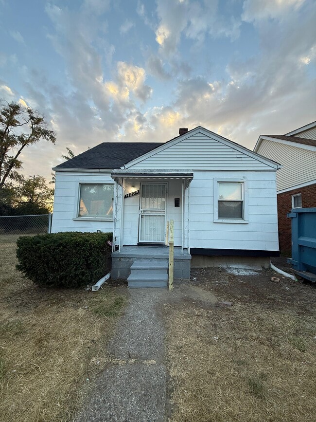 Building Photo - 14891 Hartwell St